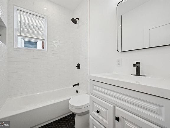 3-bedroom apartment in Brewerytown 9