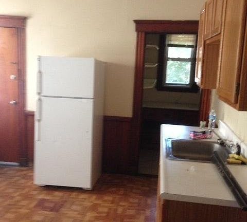 3-bedroom apartment in Jamaica Plain 3