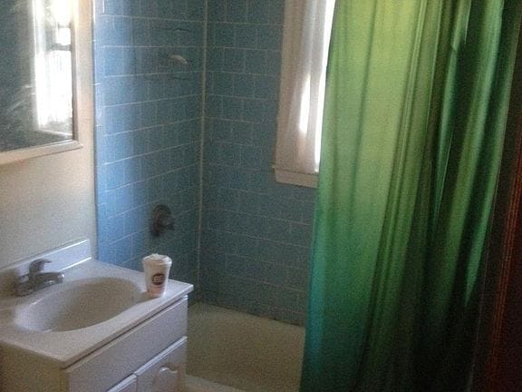 3-bedroom apartment in Jamaica Plain 4