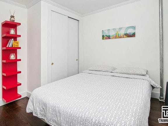 2-bedroom apartment in Spanish Harlem 2