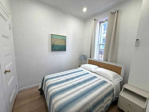 1-bedroom apartment in Long Island City 4