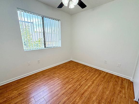 2-bedroom apartment in East Hollywood 6