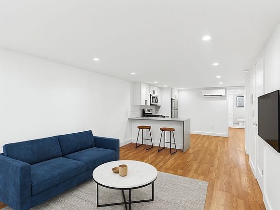 2-bedroom apartment in Bedford-Stuyvesant 1