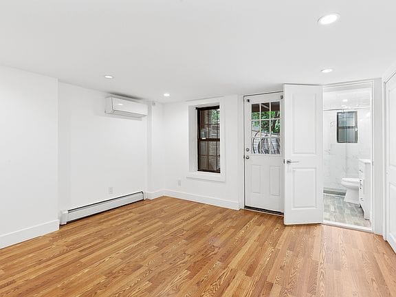 2-bedroom apartment in Bedford-Stuyvesant 2