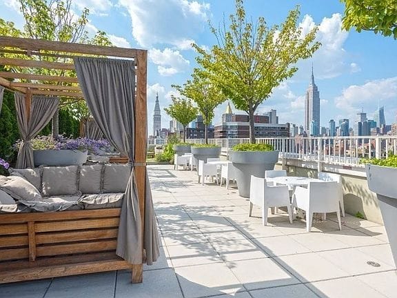Studio apartment in Gramercy 6