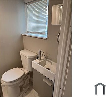 3-bedroom apartment in Grays Ferry 12