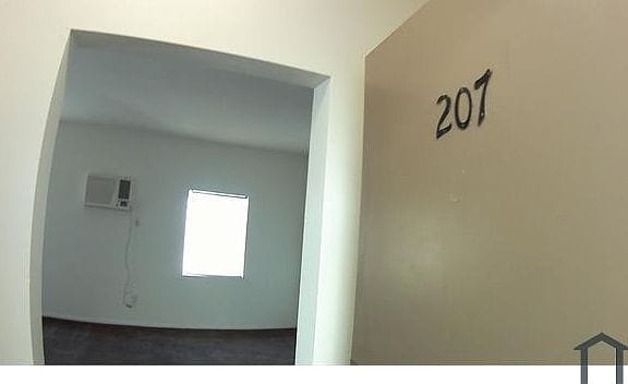 1-bedroom apartment in East Hollywood 1