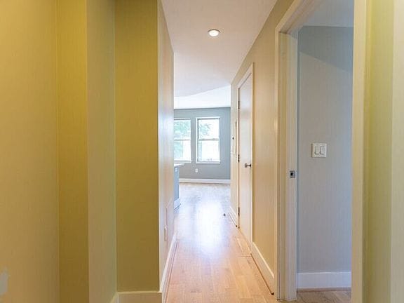 2-bedroom apartment in Columbia Heights 4