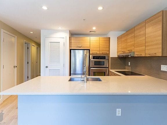 2-bedroom apartment in Columbia Heights 12