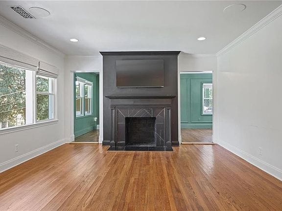 4-bedroom apartment in Beecher Hills 3