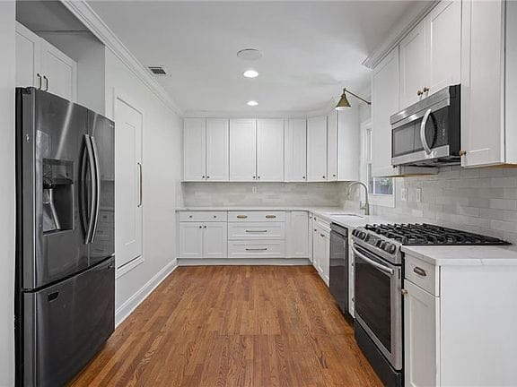4-bedroom apartment in Beecher Hills 8