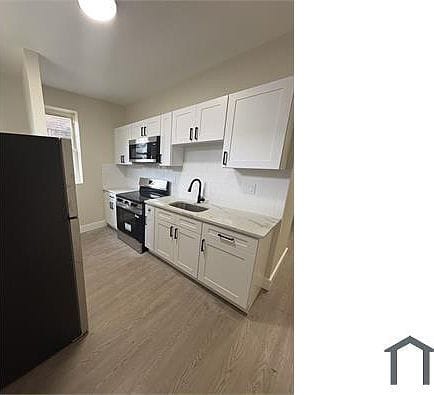 3-bedroom apartment in Cobbs Creek 7
