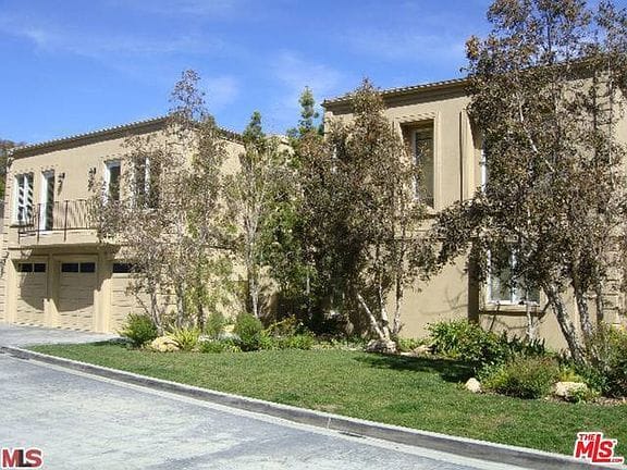 6-bedroom apartment in Sherman Oaks 1