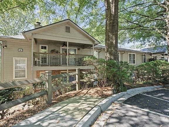 2-bedroom apartment in ATLANTA 1