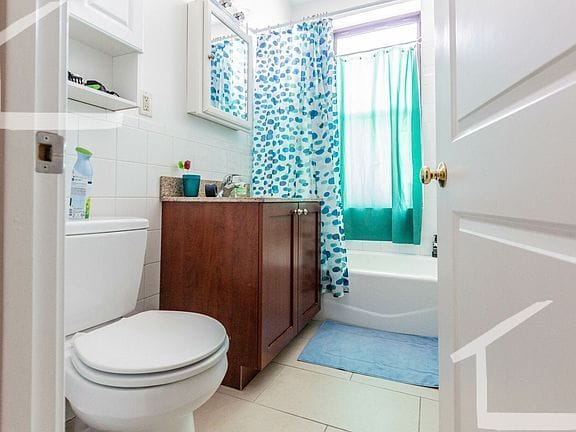 3-bedroom apartment in Allston 2