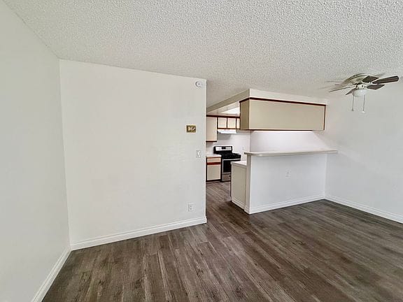 1-bedroom apartment in Harbor City 11