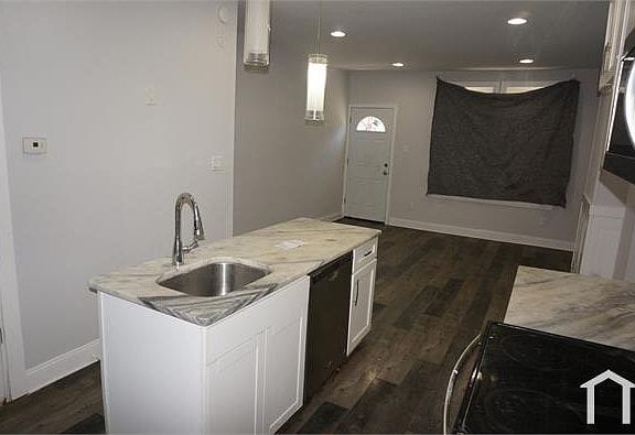 2-bedroom apartment in East Germantown 7