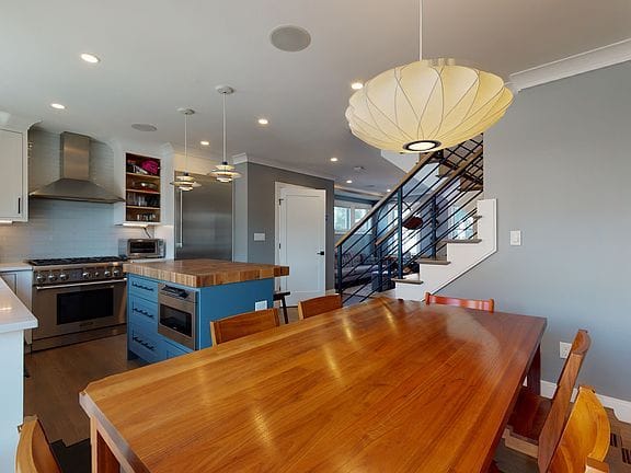 3-bedroom apartment in South Boston 7