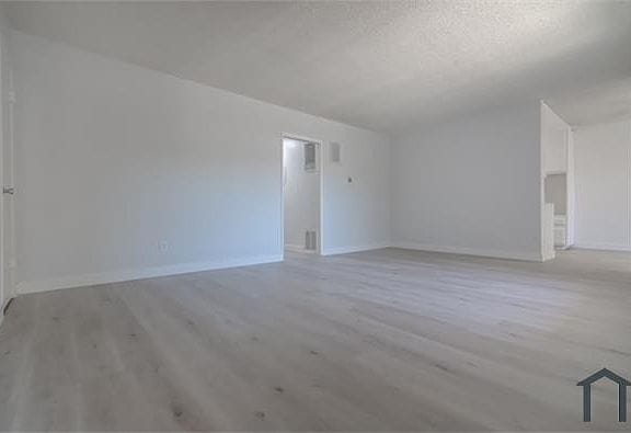 2-bedroom apartment in Baldwin Hills/Crenshaw 8