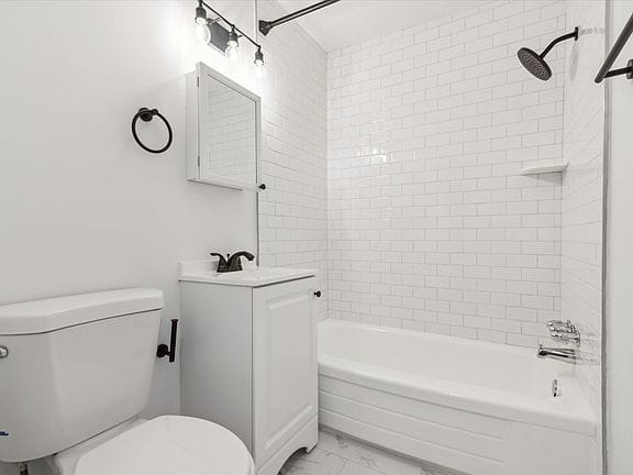2-bedroom apartment in West Mount Airy 10