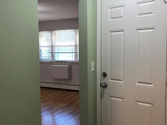 3-bedroom apartment in Wakefield 2