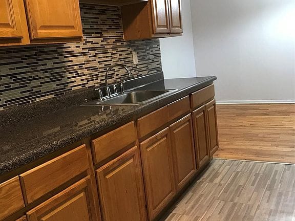 3-bedroom apartment in Wakefield 5