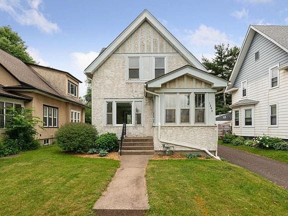 4-bedroom apartment in Hamline-Midway 1