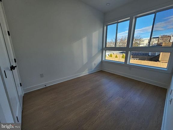 3-bedroom apartment in Petworth 3