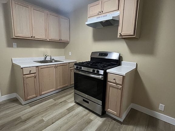 3-bedroom apartment in Point Breeze 6