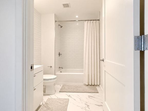 2-bedroom apartment in South Boston Waterfront 8