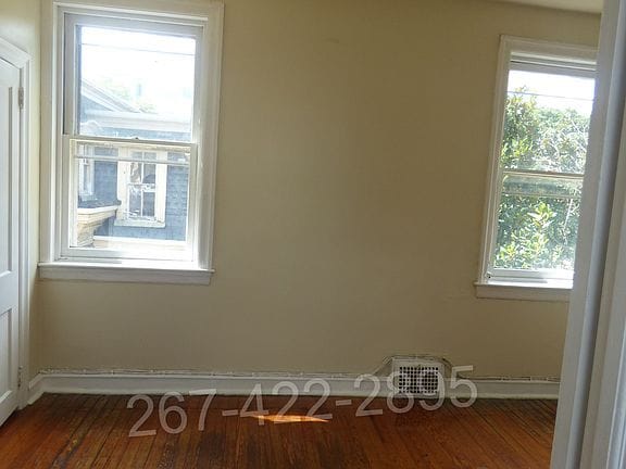 6-bedroom apartment in Powelton Village 10