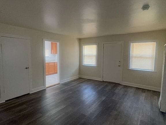 1-bedroom apartment in Jefferson 3