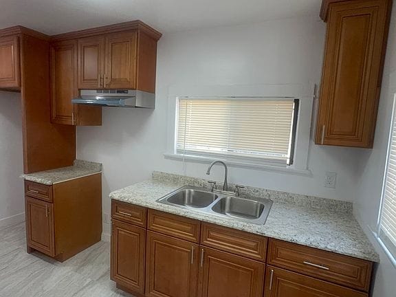 1-bedroom apartment in Jefferson 7