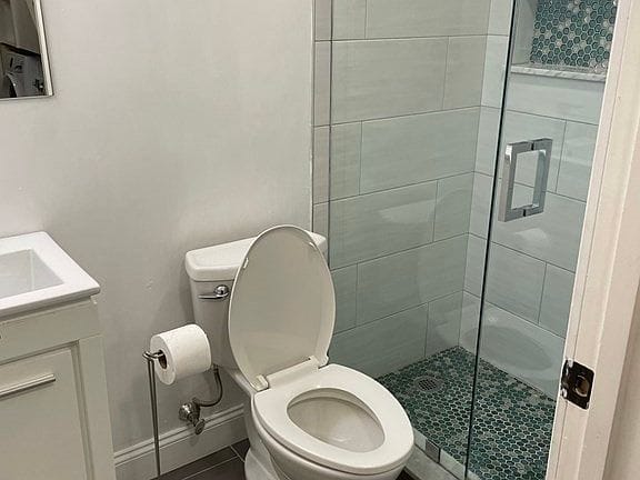 4-bedroom apartment in Mission Hill 6