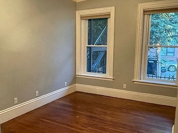 4-bedroom apartment in Mission Hill 7