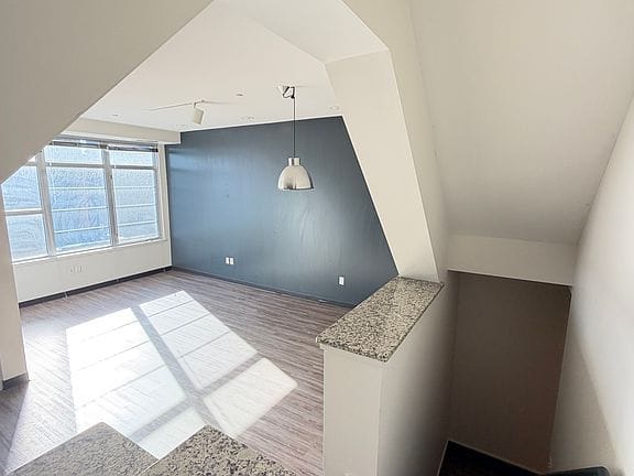 3-bedroom apartment in South End 4
