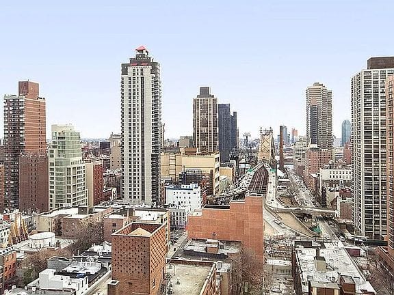 2-bedroom apartment in Upper East Side 5