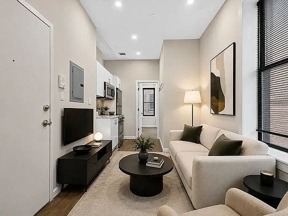 1-bedroom apartment in Lower East Side 2
