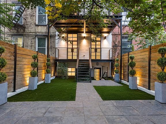 4-bedroom apartment in Clinton Hill 1