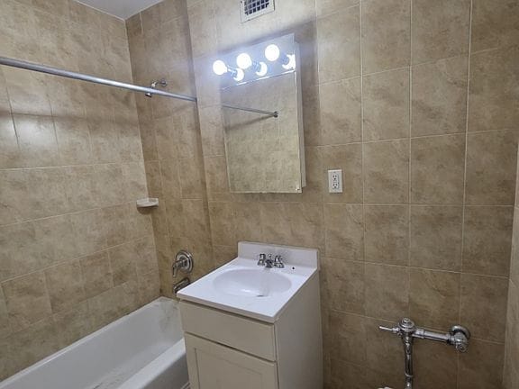 Studio apartment in Jamaica Hills 8