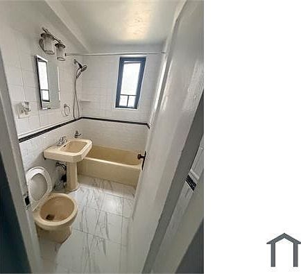 1-bedroom apartment in Parkchester 2