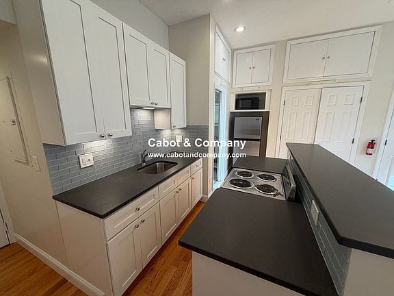 1-bedroom apartment in South End 2
