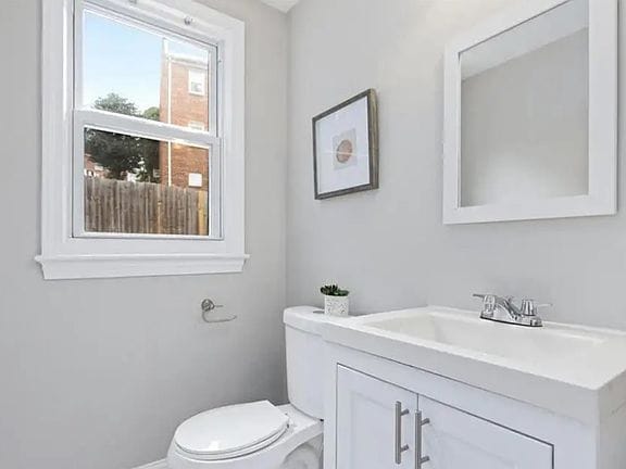 1-bedroom apartment in Congress Heights 10