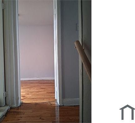 4-bedroom apartment in Frankford 6