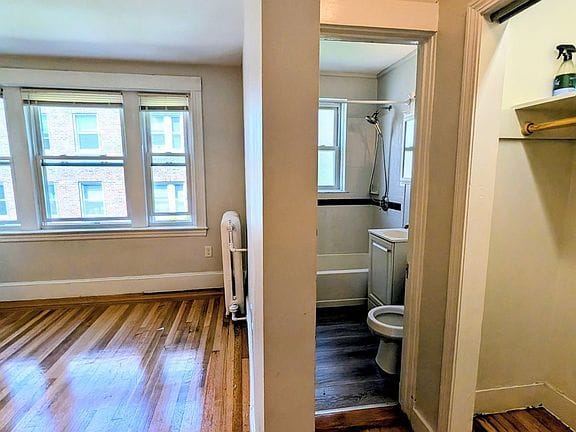 2-bedroom apartment in Brighton 4