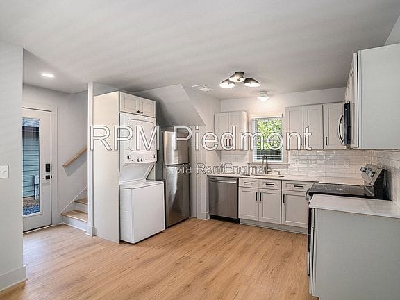 2-bedroom apartment in ATLANTA 12