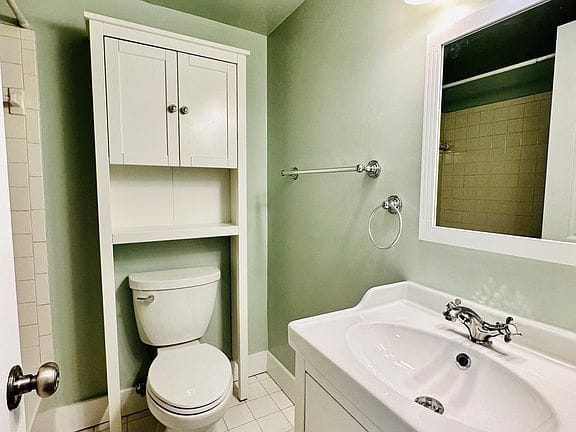 2-bedroom apartment in Bloomingdale 6