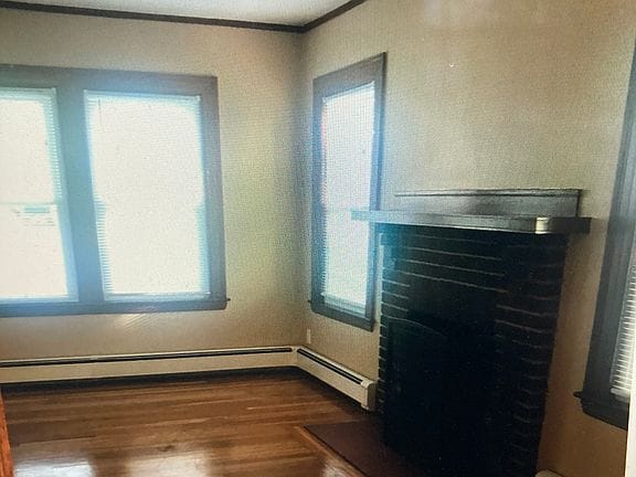 2-bedroom apartment in West Roxbury 5