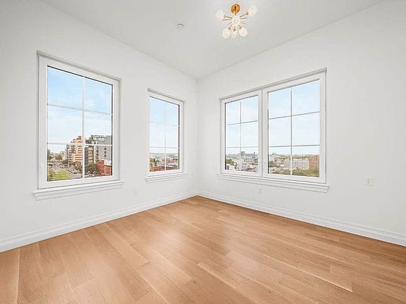 2-bedroom apartment in South Slope 10