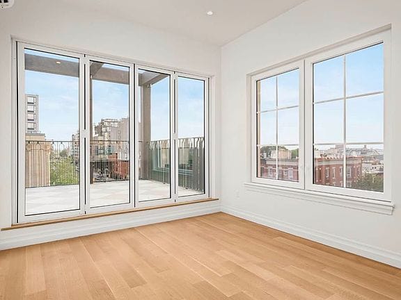 2-bedroom apartment in South Slope 11